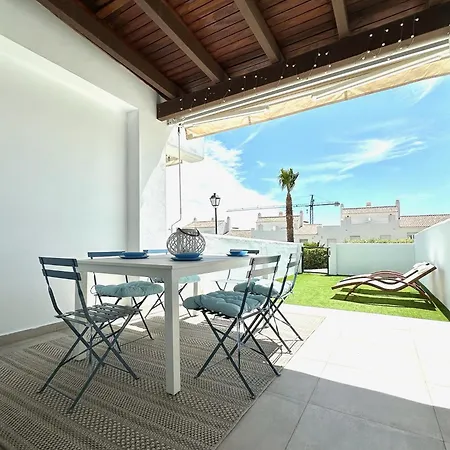 Casa Con Piscina A 500m Playa